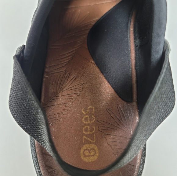 BZees Black Fabric Comfort Shoes - Picture 5 of 10